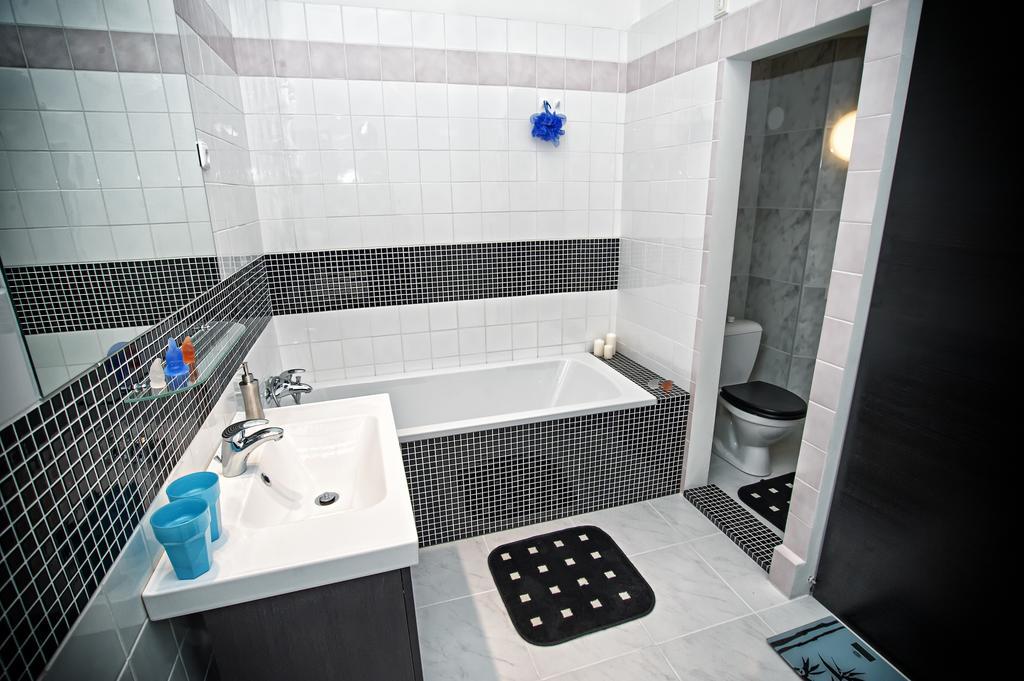Breeze Apartment